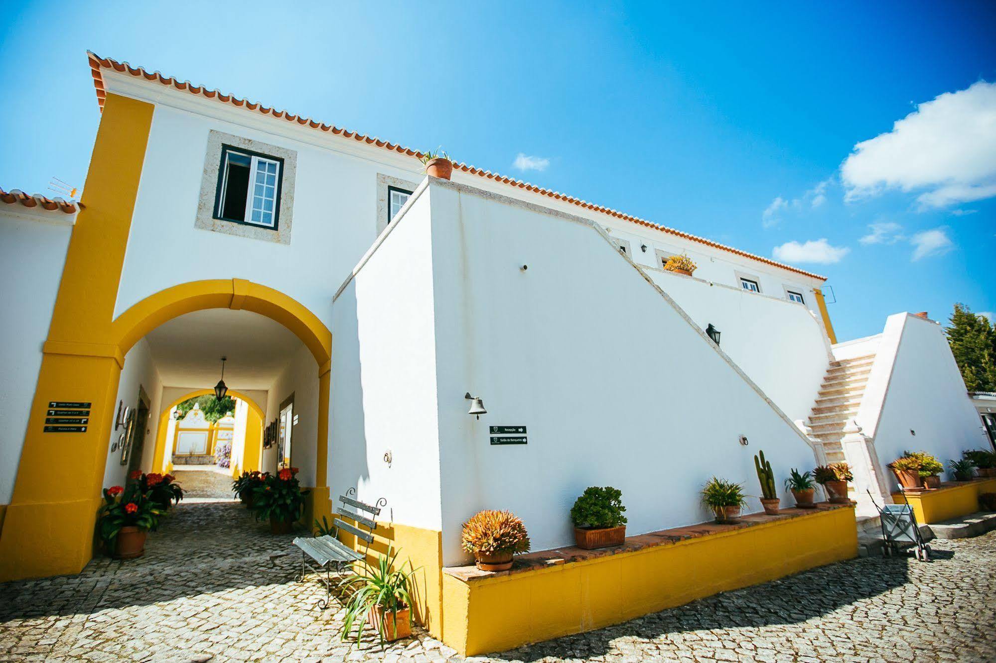 Doma Portugal Mafra Buitenkant foto